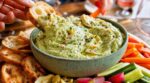 Guacamole : ce légume de saison qui remplace l’avocat à l’apéro, mes invités n’y ont vu que du feu