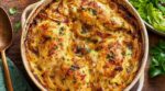 On vous défie d’y résister : ce poulet aux oignons gratinés à la croûte dorée cache un secret de chef à tester ce soir