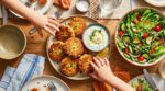 Parents pressés : avec 2 pommes de terre et une boîte de thon, ce dîner croustillant détrône les nuggets en 20 minutes