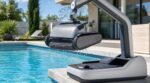 Piscine : ce robot piscine sans fil qui sort seul de l’eau promet la fin des corvées, mais gare à cette condition