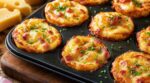 Raclette : cette astuce au moule donne des bouchées apéro crousti-fondantes que vos invités vont vous réclamer cet hiver