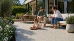 Terrasse en bois : avant le nettoyage de printemps, ce revêtement de terrasse sans entretien séduit les paysagistes