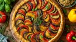 Arrêtez de garnir vos tartes aux légumes sur la pâte : en Provence, on étale d’abord cette préparation dessous