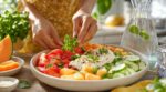 Canicule : si la chaleur vous coupe l’appétit, voici l’assiette froide qui m’évite la fatigue et les coups de chaud
