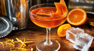 Ce cocktail chic à base d’Aperol va bluffer vos invités à la maison et faire oublier le Spritz de terrasse