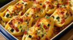Ces pâtes géantes farcies ricotta-bacon gratinées au four vont enterrer vos lasagnes dès ce dimanche soir