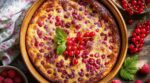 Clafoutis aux groseilles ultra moelleux : la recette d’été qui enterre celui aux cerises (si vous évitez cette erreur)