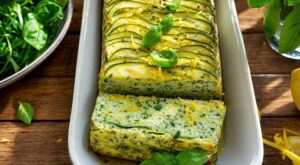 Courgettes qui s’entassent ? Cette terrine froide au basilic, prête en 20 min, a sauvé tous mes repas d’été