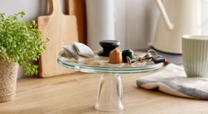 Cuisine : ce couvercle de casserole que vous alliez jeter peut mettre fin au bazar qui envahit votre plan de travail