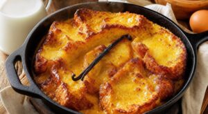 Ne jetez plus votre pain rassis : ce geste avec le lait le transforme en brioche maison à la poêle