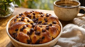 Ne rouvrez plus jamais de brioche industrielle : cette brioche express au chocolat sans pétrissage sauve le goûter