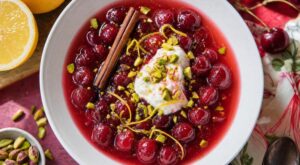 Soupe de cerises glacée : ce geste interdit qui gâche ce dessert léger parfait après un repas d&rsquo;été