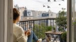 Balcon envahi de fientes : ce système discret anti-pigeons a stoppé net la corvée de nettoyage chez moi