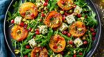Ce fruit d’été rôti au miel transforme une simple salade en entrée de chef en 20 min, si vous évitez cette erreur