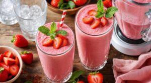 Ce geste interdit ruine votre milkshake fraise maison : la recette en 2 minutes qui bat le fast-food, moins sucré