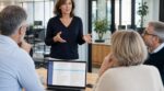En 2026, les pros les plus écoutés au travail ont tous cette phrase en commun… vous, pas encore (et ça se voit)