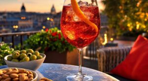 Marre de la bière quand il fait 30 °C la nuit ? Ce cocktail amer pétillant façon apéro italien va tout changer