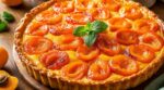 Tarte à l’abricot : ce geste de grand-mère à faire avant la cuisson pour dire adieu à la pâte qui s’affaisse