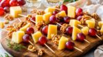 Apéro : mon voisin a banni le plateau de fromage pour ces bouchées sucré-salé, mais il évite toujours ce geste fatal