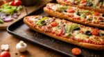 Baguette pizza : ne jetez plus ce morceau de pain rassis, il cache le secret d&rsquo;une base ultra croustillante