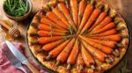 Carottes bouillies : cette erreur ruine tout, ce caramel au miel les transforme en tarte salée bluffante