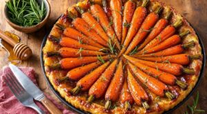Carottes bouillies : cette erreur ruine tout, ce caramel au miel les transforme en tarte salée bluffante