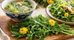 Cette fleur de Toussaint que vous laissez faner peut finir dans vos salades et soupes asiatiques