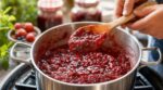 Confiture trop liquide : cette erreur de cuisson que tout le monde fait, et le geste d’artisan en 2 minutes