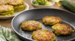 Galettes de courgettes : si elles finissent toujours molles, ce secret à la poêle les rend ultra croustillantes