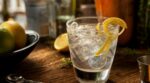 Gin tonic : cette erreur avec le citron que font tous les Français et le geste de barman qui change tout