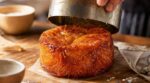 Kouign-amann : ce n’est ni le beurre ni la cuisson, mais ce geste avec le moule qui change la croûte