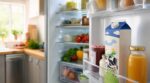 Lait qui tourne avant la date : cette zone du frigo que vous utilisez chaque jour le fait vieillir deux fois plus vite