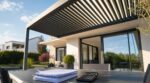 Pergola bioclimatique : cette formalité fiscale oubliée peut faire exploser votre taxe foncière
