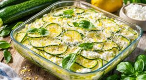Quand il fait 30 °C, ne faites plus cuire vos courgettes : ce faux gratin froid ricotta-parmesan va vous sauver l’été