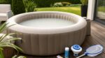 Quand l’eau de votre spa gonflable devient laiteuse, ce réflexe avec le chlore l’empêche de redevenir claire