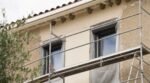 Ravalement de façade : cette erreur banale avec les nids d’hirondelles peut vous coûter 150 000 € sans le savoir