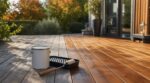 Terrasses en bois : ce traitement que les pros appliquent en septembre pour oublier la lasure pendant dix ans