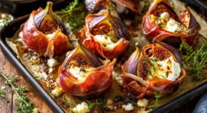 Tout le monde sert les figues crues avec du jambon : 8 minutes au four et cette astuce au chèvre bluffe les invités