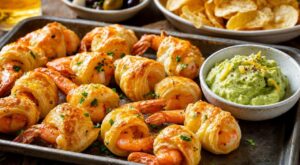 Apéros : après avoir servi cette bouchée feuilletée aux crevettes prête en 10 min, plus personne ne touche aux chips