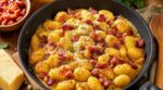 Ces gnocchis façon carbonara prêts en 20 min bluffent tout le monde si vous évitez ce geste à la poêle