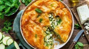Courgettes, feta, menthe : ne faites plus jamais de quiche classique, ce plat du soir croustillant les enterre