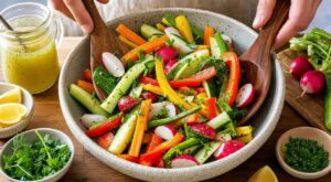 Crudités : ce geste que les cuisiniers font toujours avant de servir pour éviter ce ventre lourd qui gâche le repas