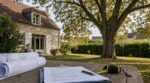 Jardin : cette erreur avec un arbre chez vous peut vous coûter plusieurs milliers d’euros et une replantation forcée