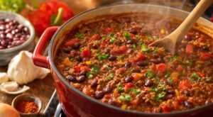 Je n'achète plus jamais de plats préparés depuis que ce plat mijoté à moins de 4 € se lance en 10 min et cuit tout seul