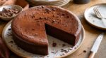 «Je ne fais plus que ce gâteau quand je reçois» : ce dessert breton au chocolat à préparer la veille bluffe vos invités