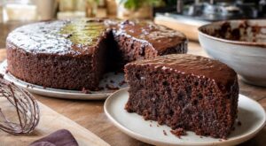 Philippe Etchebest : ce gâteau au chocolat inratable qu'il prépare chez lui corrige l'erreur qui assèche vos gâteaux