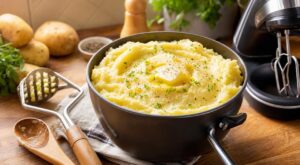 Purée élastique : ce n'est pas la cuisson, mais cette erreur d'ustensile de cuisine que vous faites sans le savoir