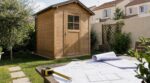 Abri de jardin : ce calcul de surface que la mairie vérifie en 2026 peut vous coûter une amende salée