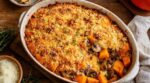 Ce crumble salé potimarron-champignons au parmesan est inratable : le secret d'une croûte dorée qui ne détrempe jamais