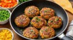 Ces faux steaks hachés au poulet font aimer les légumes aux enfants : à tester ce soir, la poêle revient vide